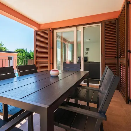 Awesome In Sveti Lovrec Labinski Holiday home *