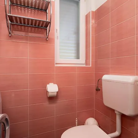 Дом отдыха Awesome In Sveti Lovrec Labinski